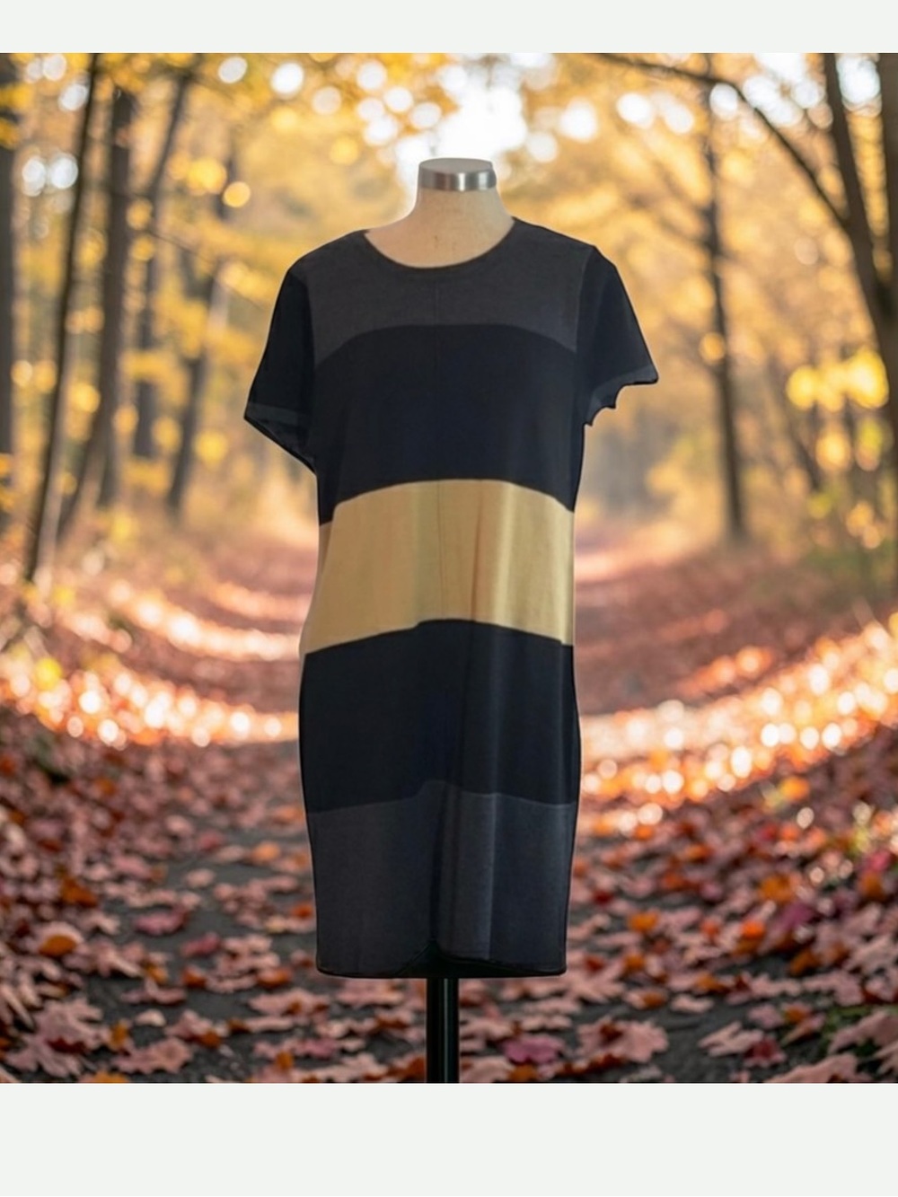 Calvin Klein Colorblock
Knit Sweater Dress Black
Charcoal-Tan M Excellent shape